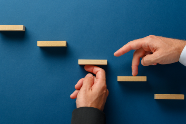 A visão sistêmica permite decisões estratégicas mais assertivas em ambientes complexos, preparando líderes para resultados sustentáveis — destaca Alfredo Moreira Filho.