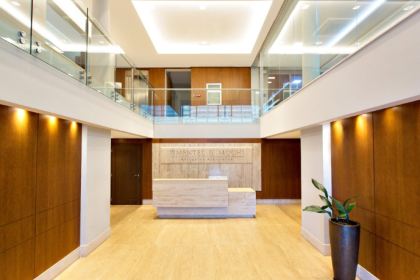 Rodrigo Gonçalves Pimentel explica como os contratos em vigor são tratados durante a recuperação judicial e quais regras permanecem válidas.