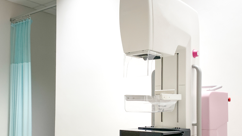 Para Vinicius Tadeu Sattin Rodrigues, saber exatamente o que levar no dia da mamografia é fundamental para garantir um processo ágil, seguro e tecnicamente impecável.